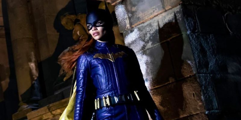 Batgirl foi cancelado pela Warner, prejuízo de milhões.