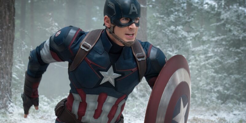 Chris Evans revelou sentir falta de interpretar o Capitão América na Marvel.