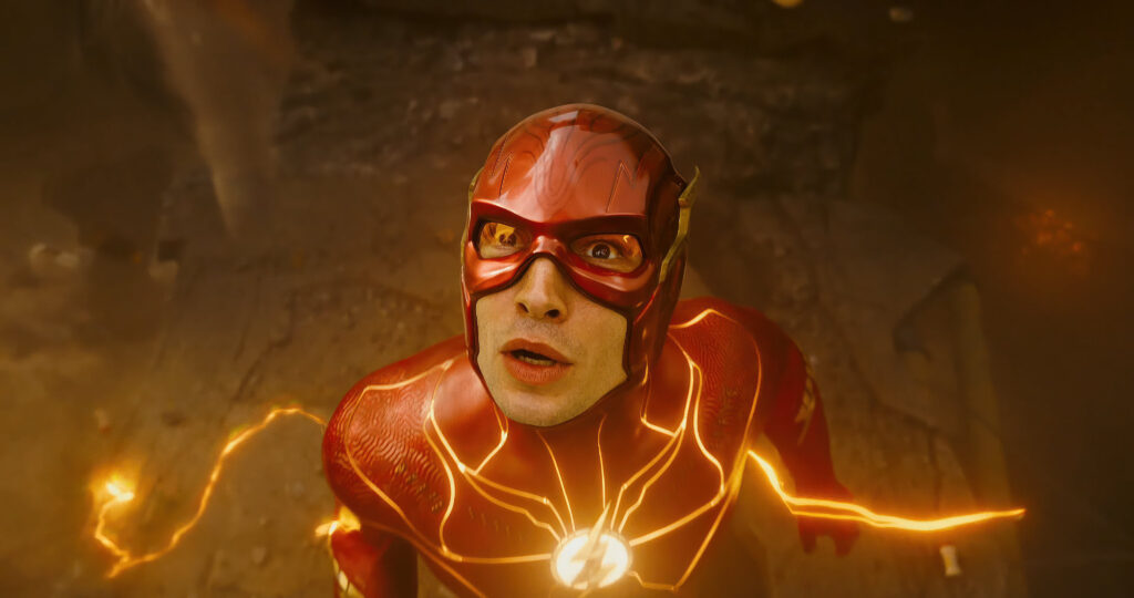 barry-allen-the-flash-velocista-dc-comics-warner-bros-discovery-cinema-filme-ezra-miller-batman-ben-affleck-michael-keaton