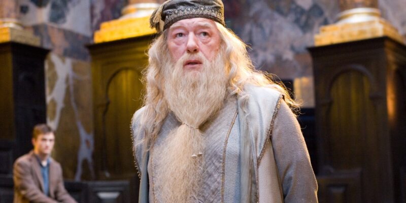 Michael Gambon, icônico Dumbledore, faleceu aos 82 anos.