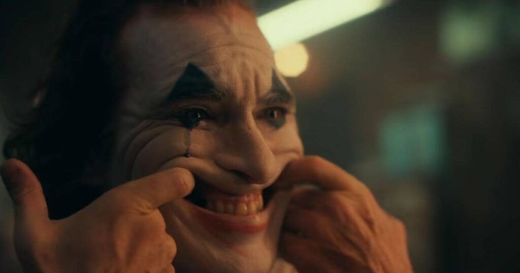 Coringa não é um gênio do crime revelou diretor Todd Phillips joaquin phoenix lady gaga