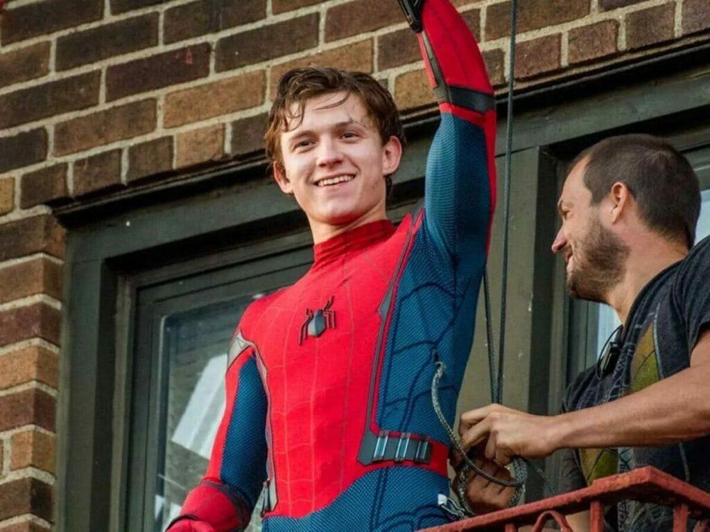 Homem-Aranha 4  Tom Holland leu o roteiro e afirmou que acendeu um fogo em mim