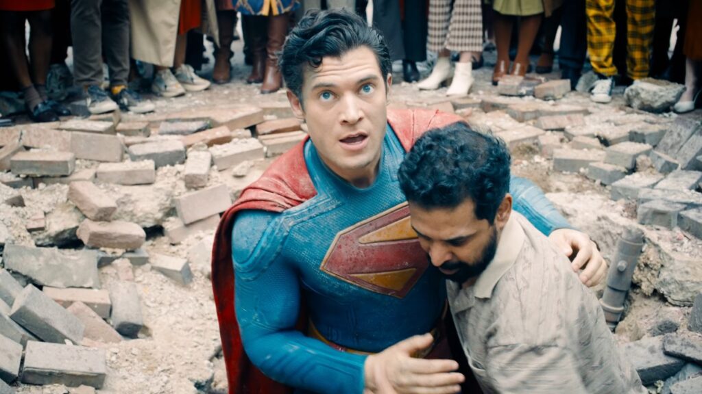 Superman ganhou novo trailer repleto de vilões e muita ação!