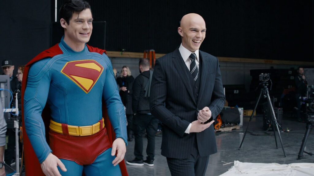 Superman James Gunn revelou que o filme vai ganhar trailer na quarta-feira (14) com david corenswet e rachel brosnahan