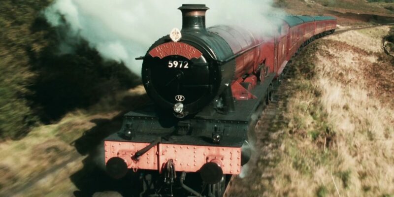 Harry Potter | Expresso de Hogwarts é visto sendo transportado